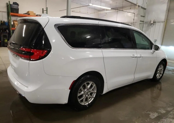 Chrysler Pacifica cena 100000 przebieg: 100865, rok produkcji 2022 z Warszawa małe 67